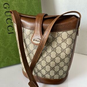 🛑❌Price Drop❌Authentic Gucci Canvas Shoulder Bag #FM1819 Brown/Beige.